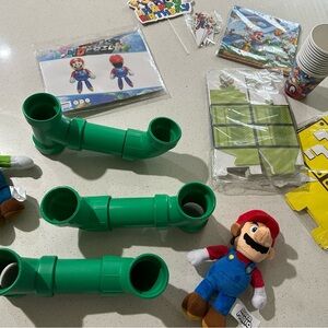 Super Mario Bros party bundle decor & some tableware